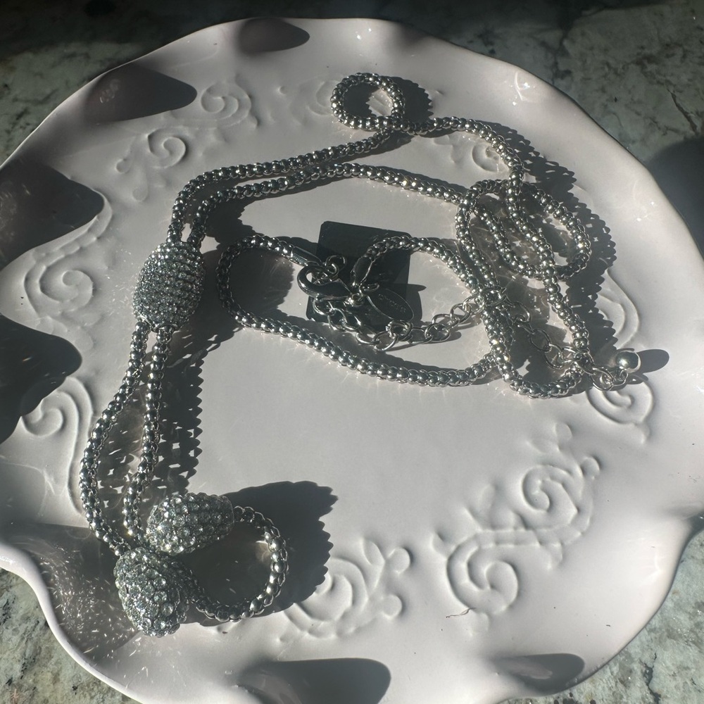 Silver Swirl Pattern Necklace